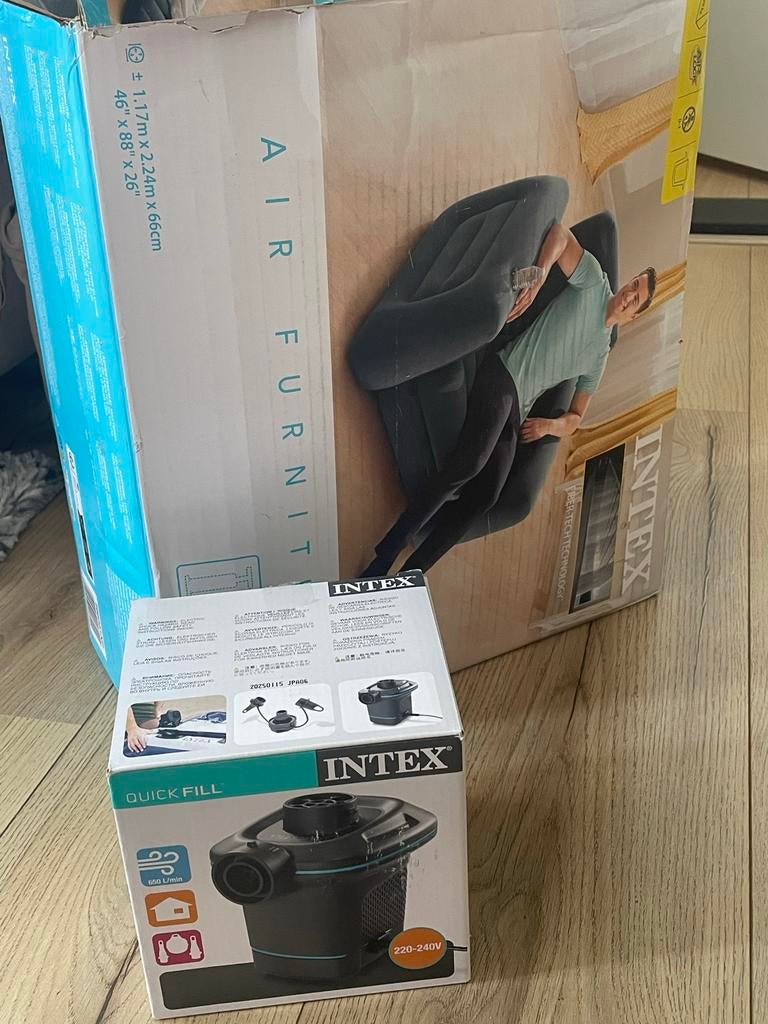 Intex opblaasbare stoel met pomp, Huis en Inrichting, Ophalen, Kunststof, Zo goed als nieuw, Eén