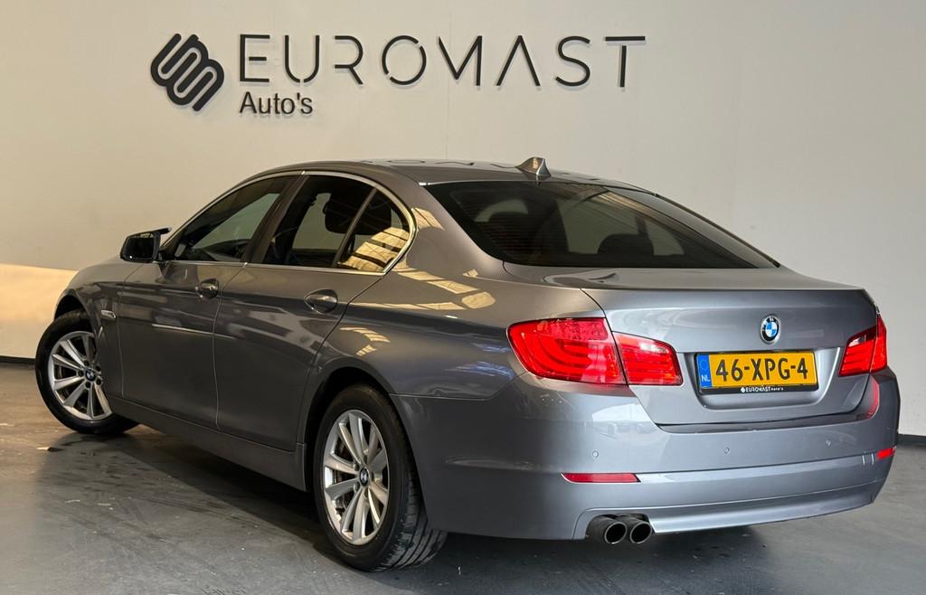 BMW 5-serie 520i Executive Automaat Navi Cruise Airco Pdc Ni, Automaat, Euro 5, Achterwielaandrijving, Gebruikt