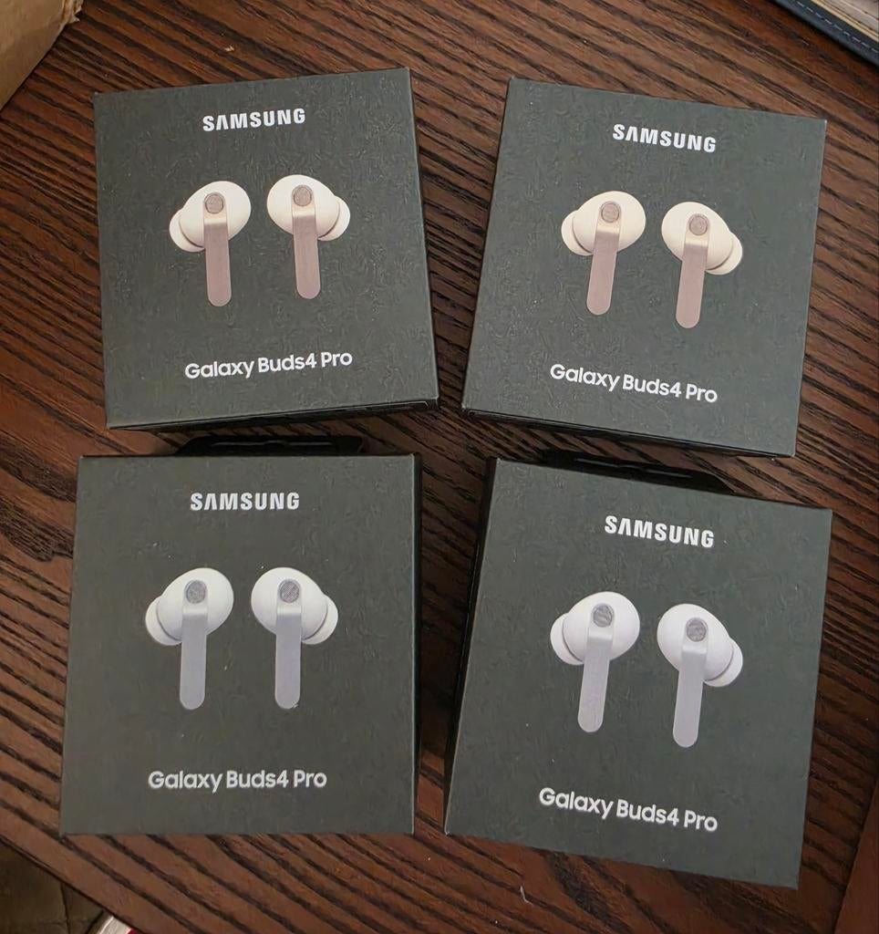 Nieuwe Samsung Galaxy Buds4 Pro - Buds 4 Wit en Pink Gold, Ophalen of Verzenden
