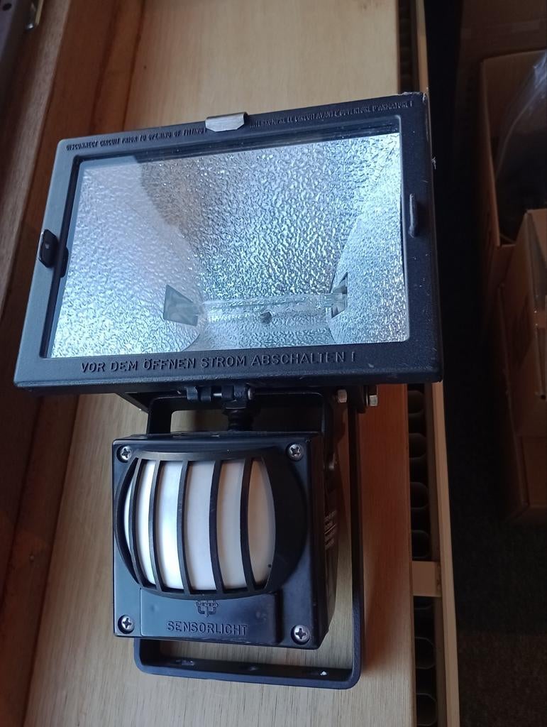 Buitenlamp 2 x, Wandlamp, Nieuw, Ophalen of Verzenden, Netvoeding