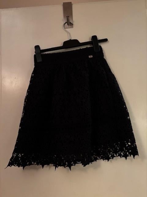 Prachtig zwart kanten rokje Merk Josh V Maat S, Zwart, Ophalen of Verzenden, Zo goed als nieuw, Maat 36 (S)