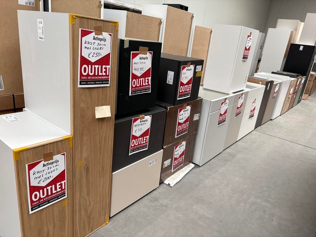 Bruynzeel Keuken Outlet: Kasten, Werkbladen, Panelen & Meer, Ophalen, 200 cm of meer, Wit, Nieuw