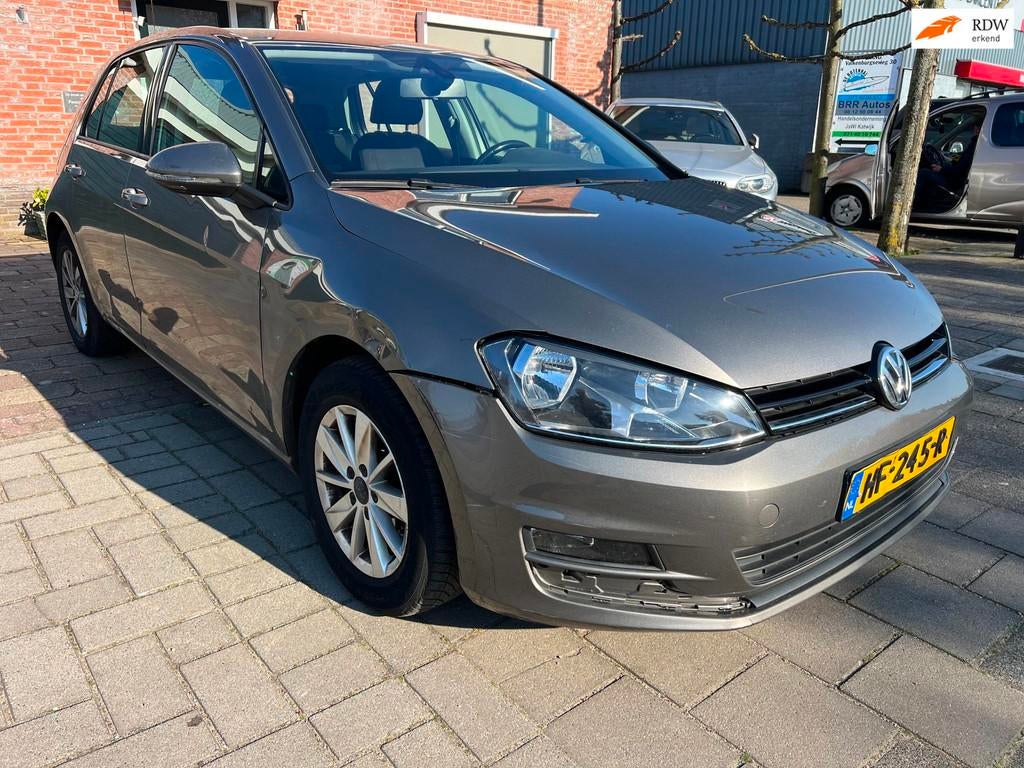 Volkswagen Golf 1.6 TDI Highline...EXPORT, Voorwielaandrijving, Euro 5, Gebruikt, 4 cilinders