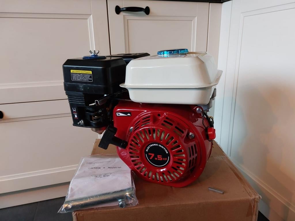 Nieuwe honda cloon motor, Ophalen of Verzenden, Nieuw, Benzinemotor, 1800 rpm of meer