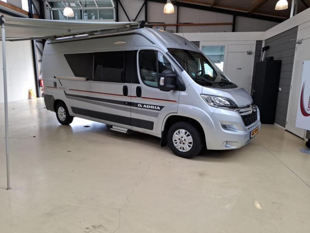 2018 Adria Twin 600 SPT 130PK Vastbed Airco Plisse 92000Km, Luifel, Buscamper of Camperbus, Fiat, Bedrijf