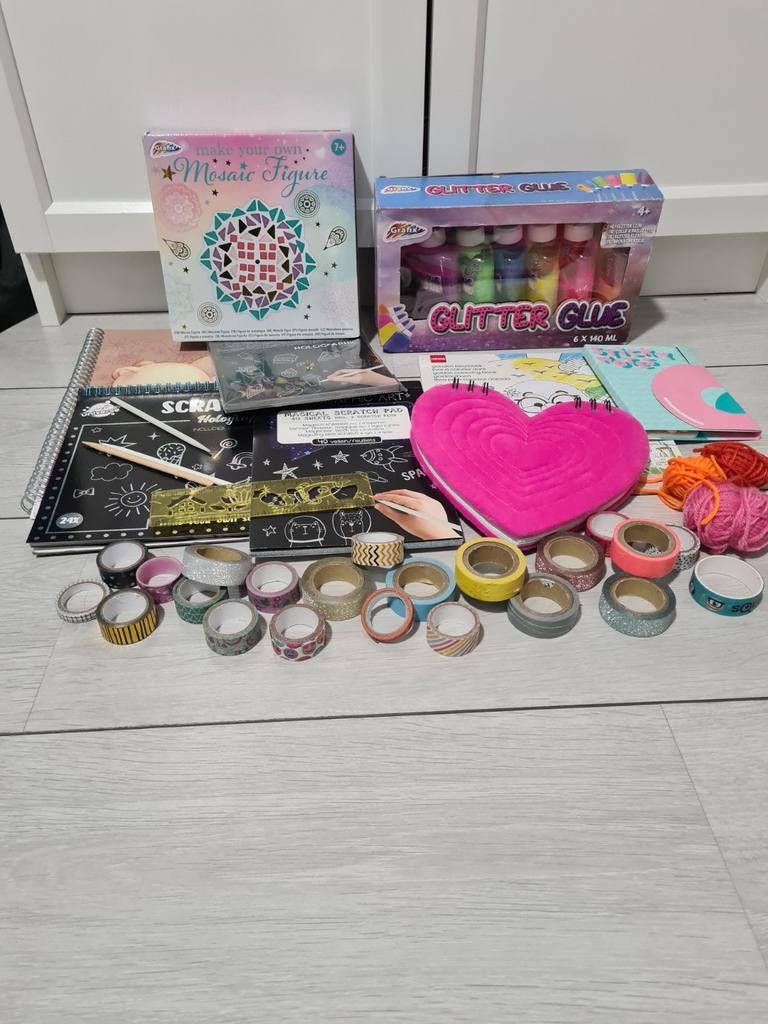 Grote knutselspullenpartij, Hobby en Vrije tijd, Knutselen, Ophalen