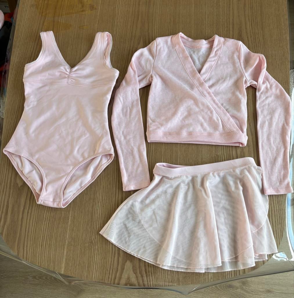 Roze balletpakje met overslagvestje en rokje, Ophalen of Verzenden, Zo goed als nieuw, Kleding