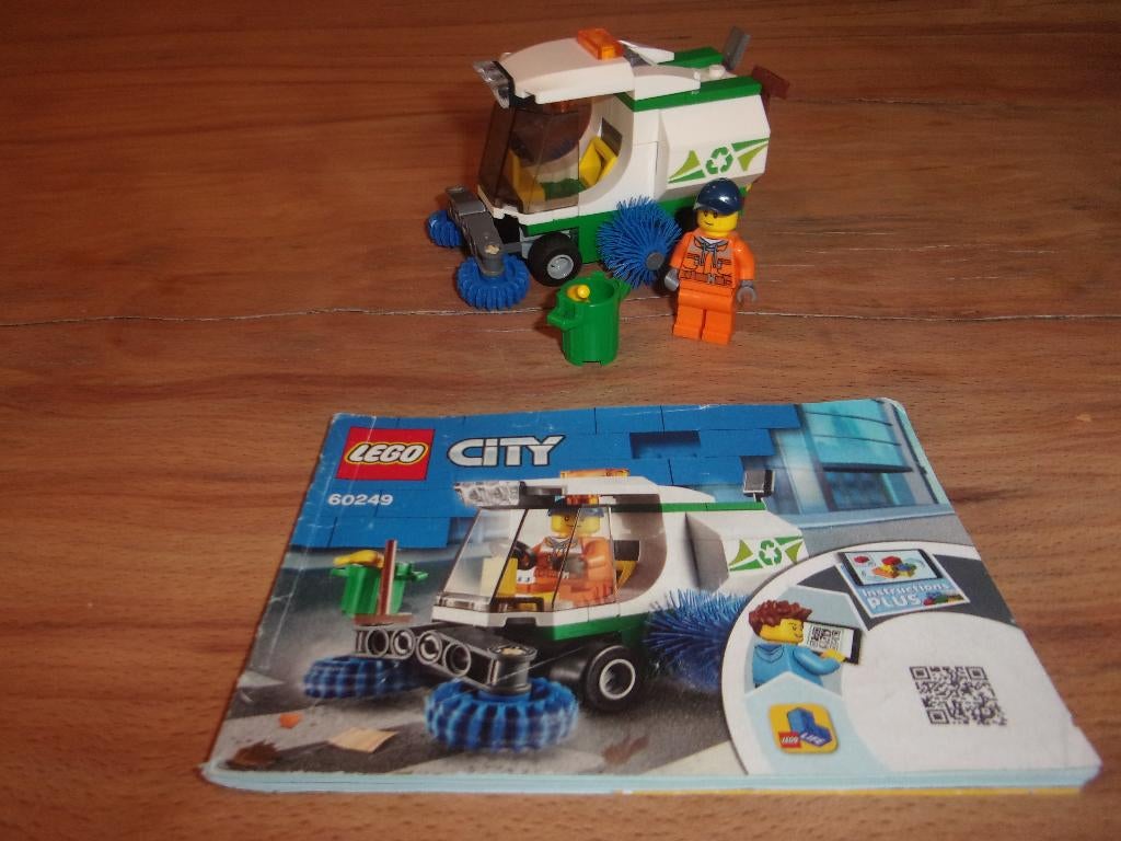 Lego Town 60249-1 Street Swiper uit 2020, Lego, Ophalen of Verzenden, Compleet, Complete set