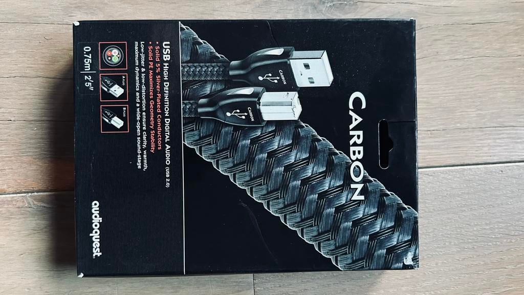 Audioquest USB-A. USB-B  type Carbon, Ophalen, Zo goed als nieuw, Minder dan 2 meter, Overige kabels