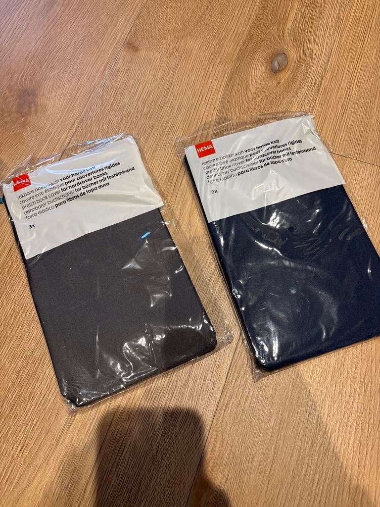 Rekbare boekenkaft voor harde kaft. Merk Hema, Diversen, Ophalen of Verzenden, Zo goed als nieuw