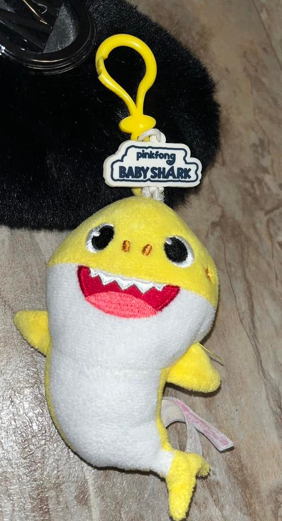 Baby shark sleutelhanger, Ophalen of Verzenden, Zo goed als nieuw, Overige typen