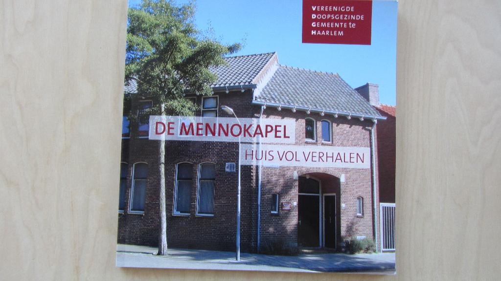 Haarlem, de Mennokapel, Boeken, Ophalen of Verzenden, Gelezen