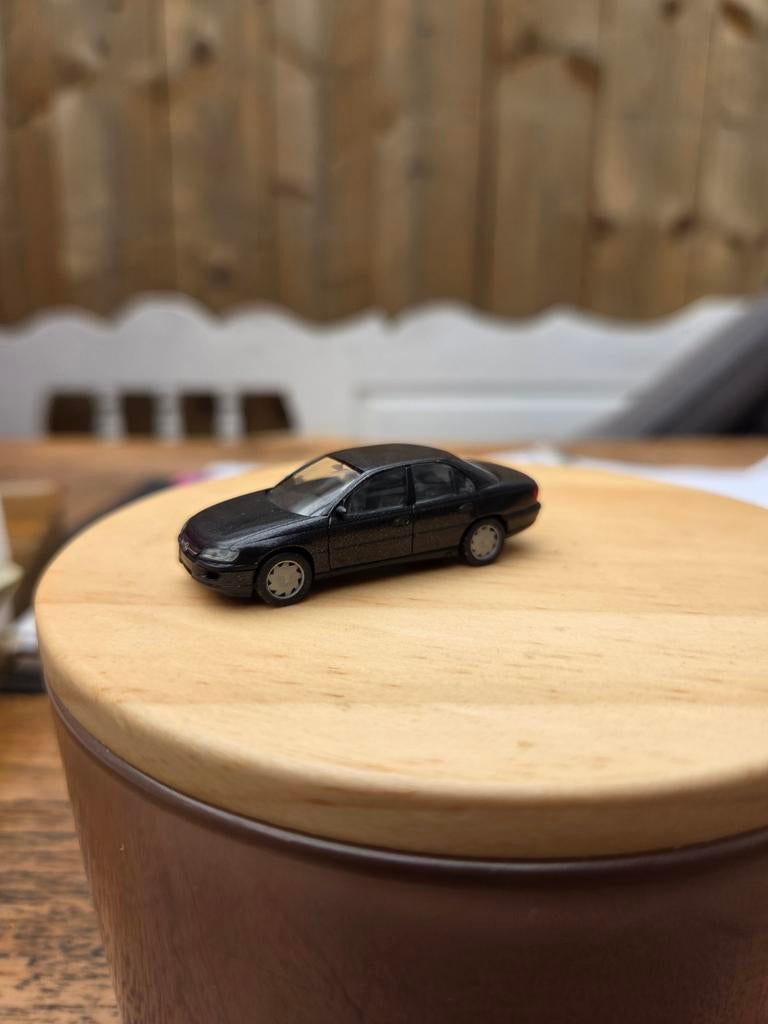 Herpa opel omega sedan 1/87, Ophalen, Auto, Herpa