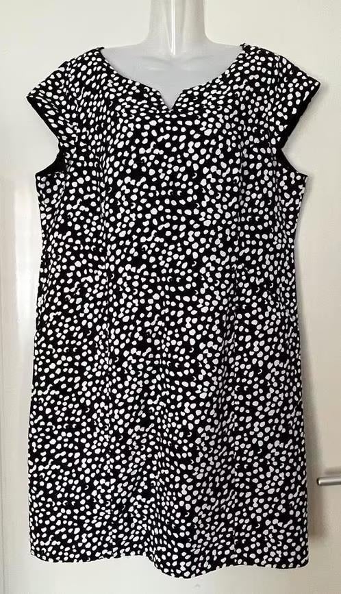 Comma jurk maat 46[v]