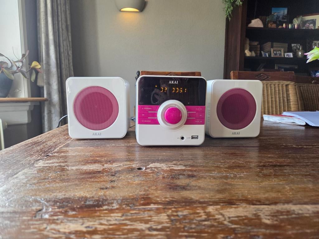 AKAI Microset met CD-speler, radio en USB - Roze/Wit, Ophalen, Gebruikt, MP3-aansluiting, Akai