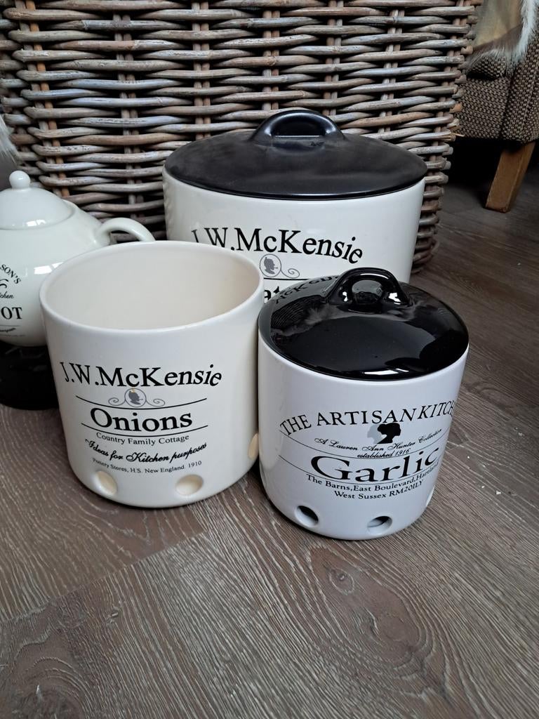 Set van 3 Voorraadpotten: Aardappelen, Uien, Knoflook, Ophalen, Gebruikt, Voorraadpot, Steen/keramiek