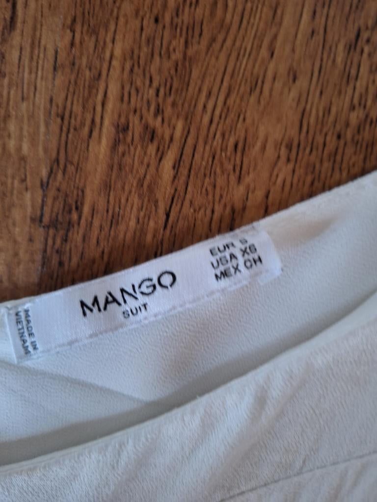 Mango wit spaghetti top met satijnen bies maat s, Kleding | Dames, Tops, Mango, Wit, Ophalen of Verzenden, Zo goed als nieuw