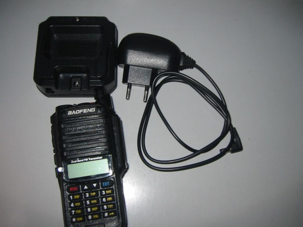 baofeng portofoon, Telecommunicatie, 5 tot 15 km, Ophalen of Verzenden, Zo goed als nieuw, Portofoon of Walkie-talkie