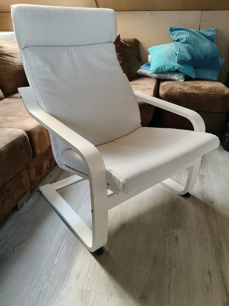 Ikea witte Poang fauteuil met lichtgrijs kussen, Ophalen, Gebruikt, 50 tot 75 cm