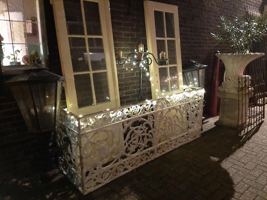 Gietijzeren balkonhek, Ophalen, Zo goed als nieuw, IJzer, Sierhekwerk