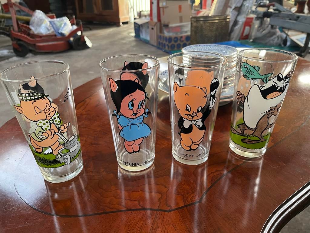Vintage Looney Tunes Glazen Set (4 stuks), Huis en Inrichting, Keuken | Servies, Glas of Glazen, Gebruikt, Ophalen of Verzenden