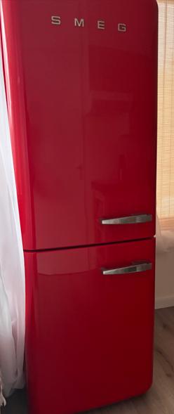 Rode Smeg koelkast (retro), Ophalen, 200 liter of meer, Met aparte vriezer, 160 cm of meer