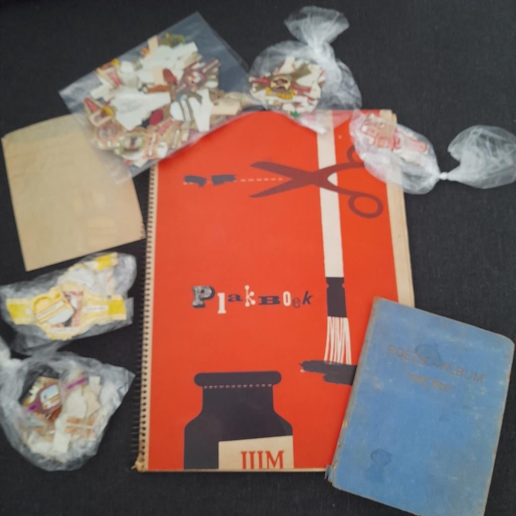 Oud plakboek met sigarenbandjes, Ophalen of Verzenden, Gebruikt, Sigarenbandjes