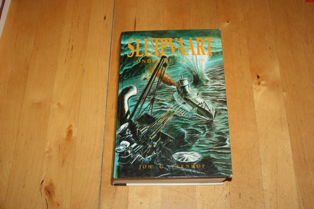 Sluipvaart onder de golven, Joh. G. Veenhof jeugdboek WOII, Ophalen of Verzenden, Gelezen, Joh. G. Veenhof, Fictie