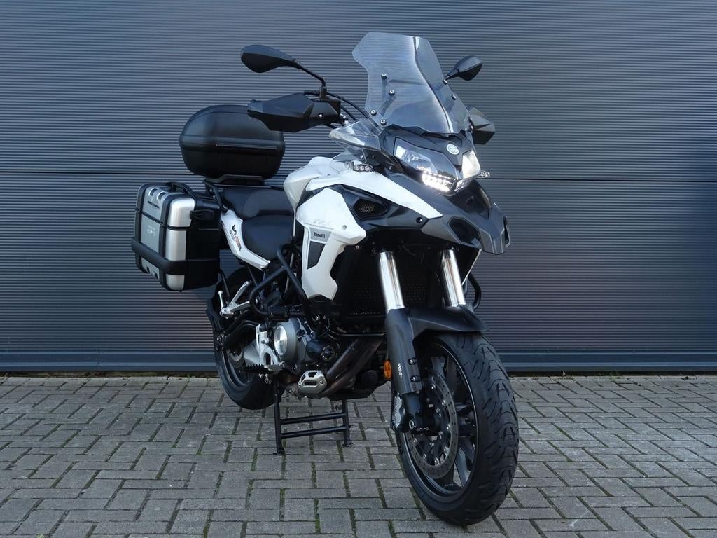 BENELLI TRK 502  35kw A2 motor Kofferset Verstralers, Motoren, 2 cilinders, Bedrijf, Onbekend, Overig