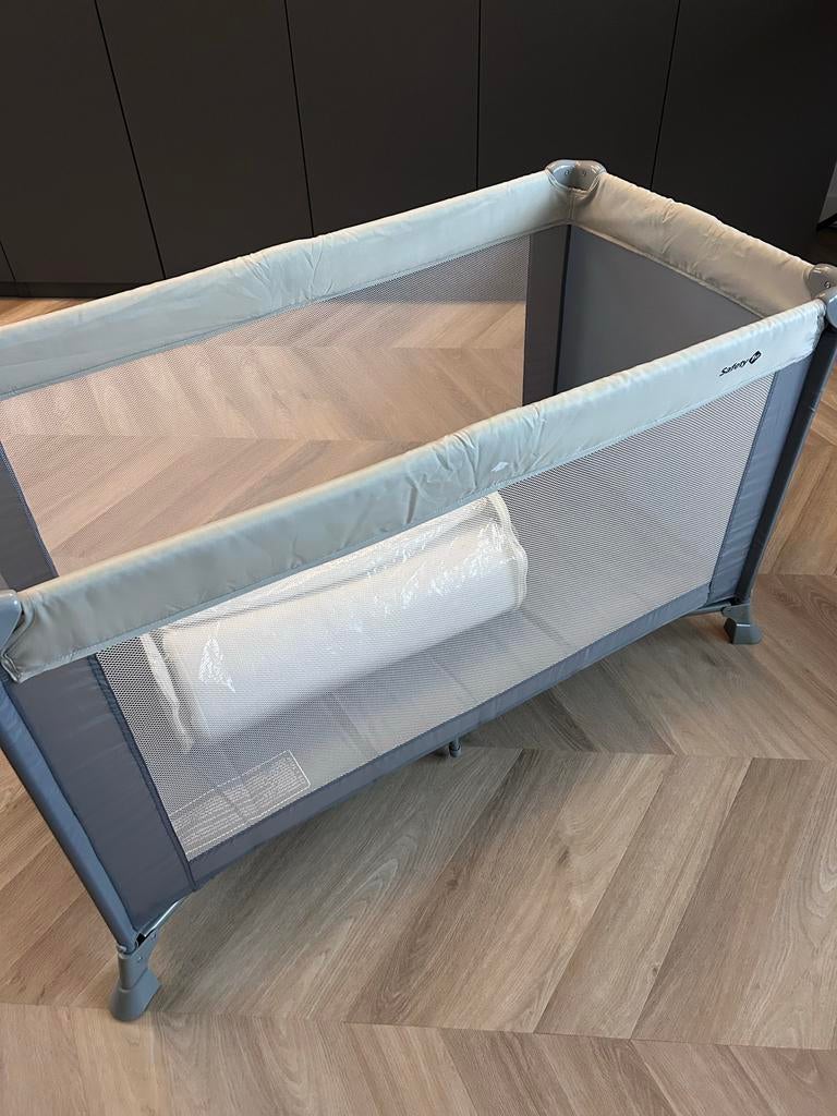 Campingbedje met matras - Safety 1st, Ophalen, Gebruikt, Reisbedje