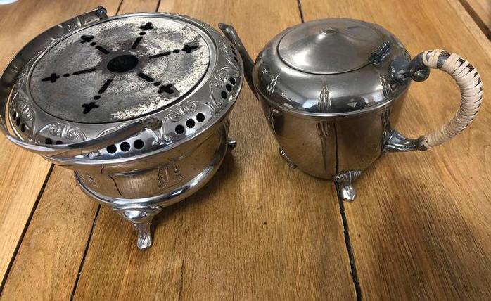 Theestoof met theekan, Antiek en Kunst, Ophalen of Verzenden