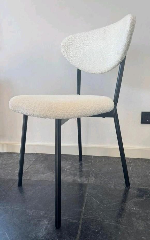 Melanie boucle stoelen set van 4 UITVERKOOP van €396,-, Ophalen of Verzenden, Nieuw, Vier