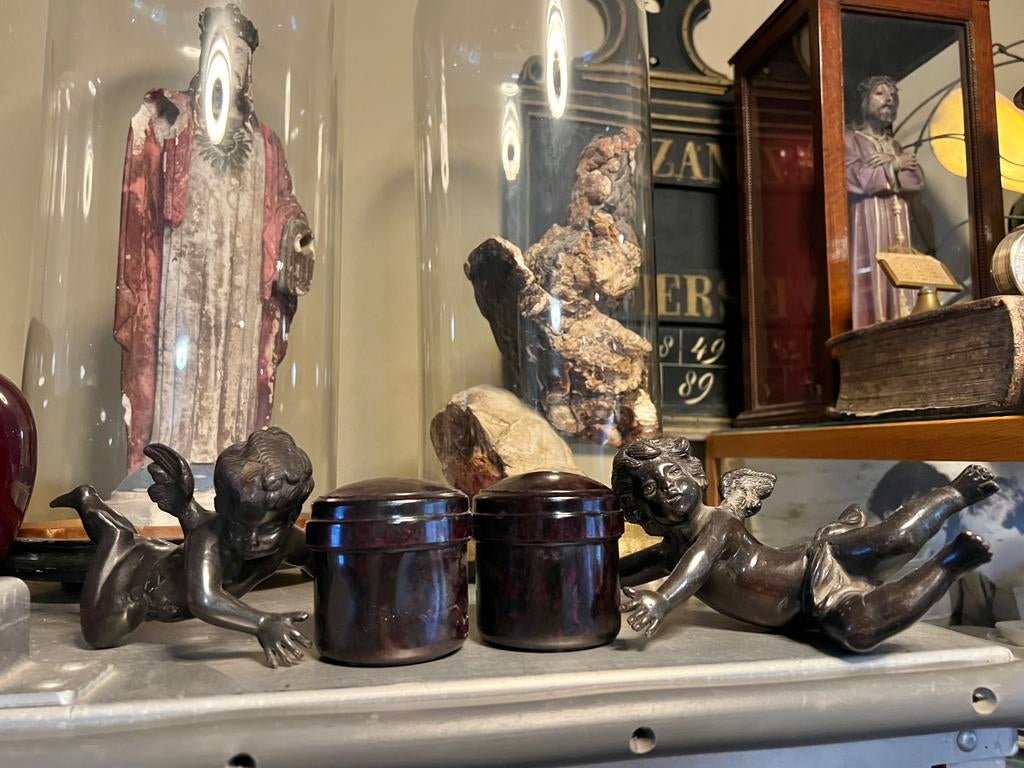 OUD LIJMPOTJE VAN BAKELIET, Ophalen of Verzenden