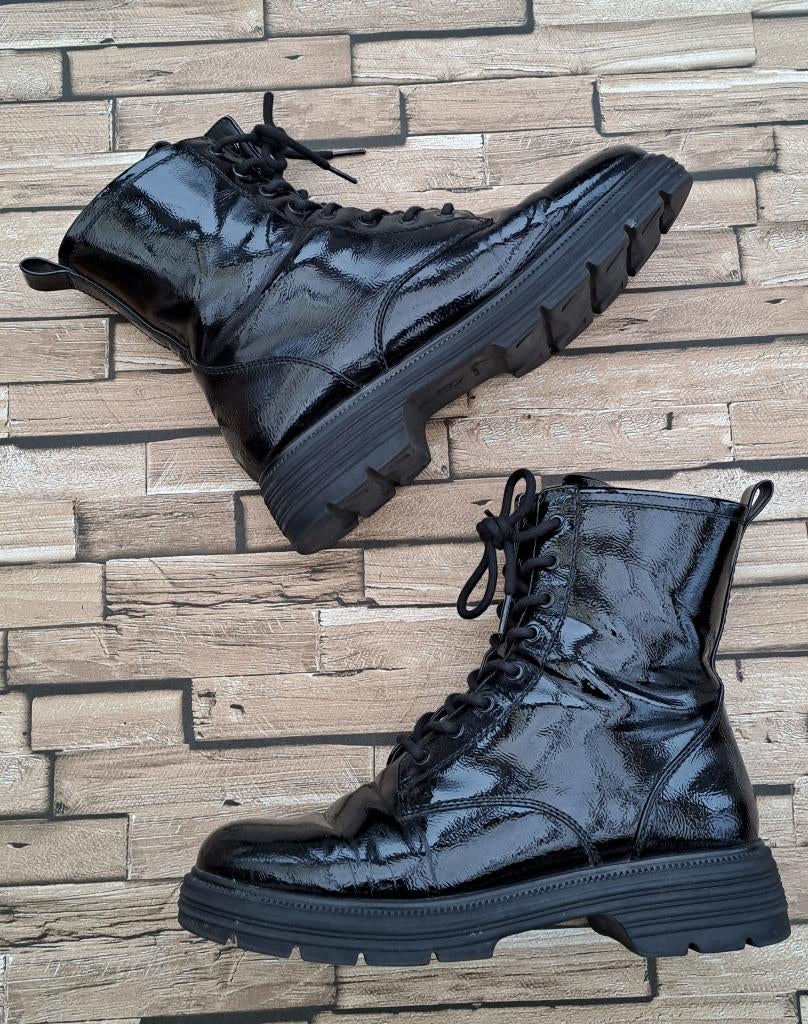 TAMARIS - Stoere Lak VeterBoots, maat 42, Tamaris, Verzenden, Zwart, Lage of Enkellaarzen