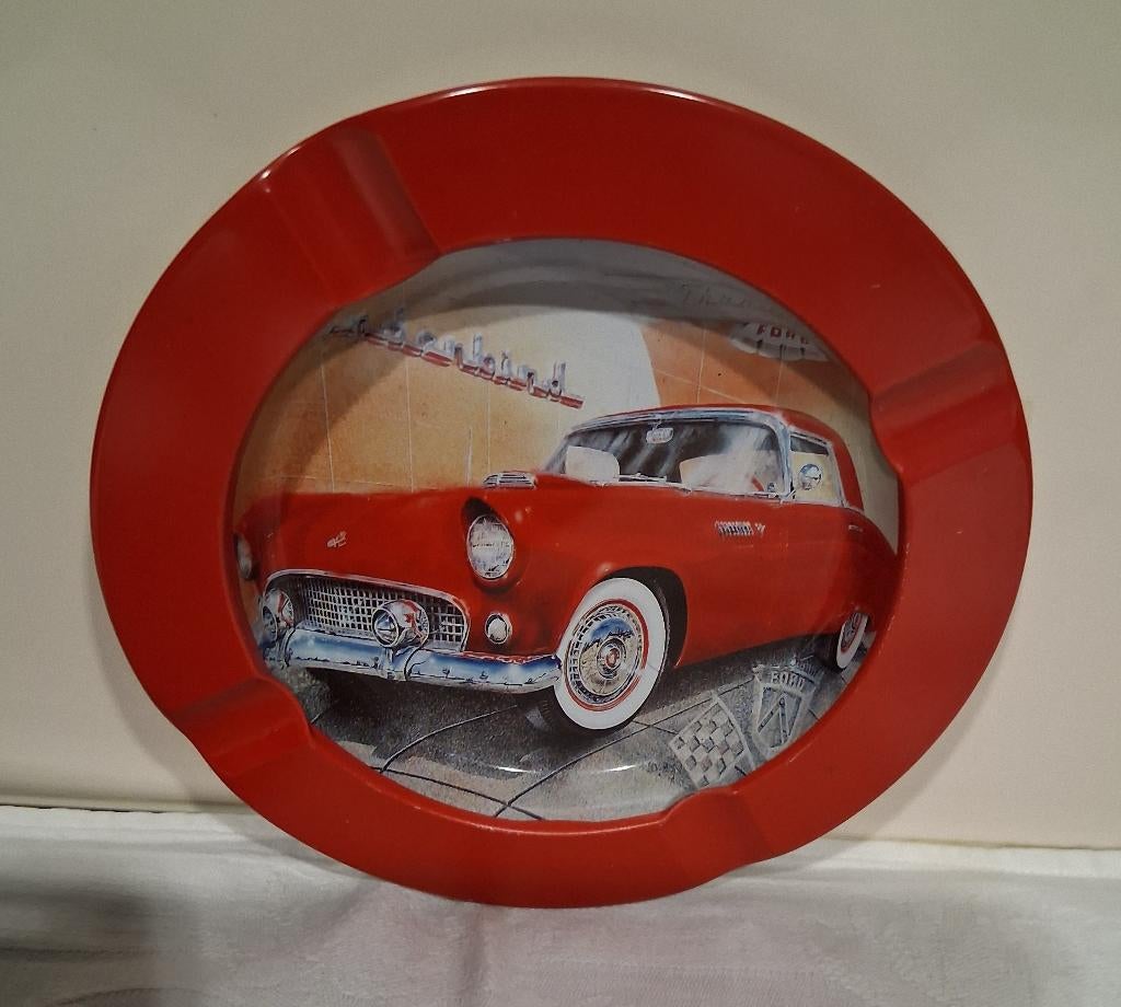 FORD blikken asbak met een Ford Thunderbird 1956, Ophalen of Verzenden, Nieuw, Gebruiksvoorwerp