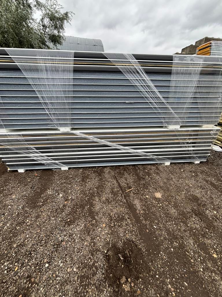 Te koop sandwich panelen 4 cm dik, Ophalen of Verzenden, Nieuw, Overige materialen, 20 tot 50 mm