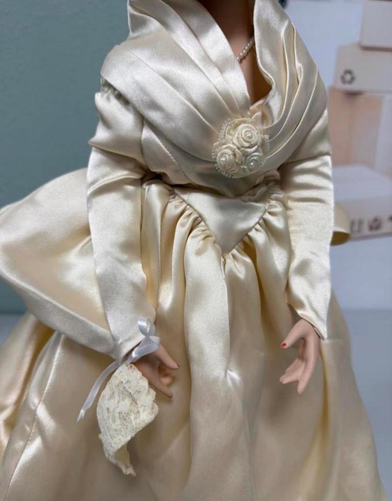 Ashton-Drake Galleries wedding Dress Doll 1994 signed + doos, Verzamelen, Ophalen of Verzenden, Zo goed als nieuw, H, H