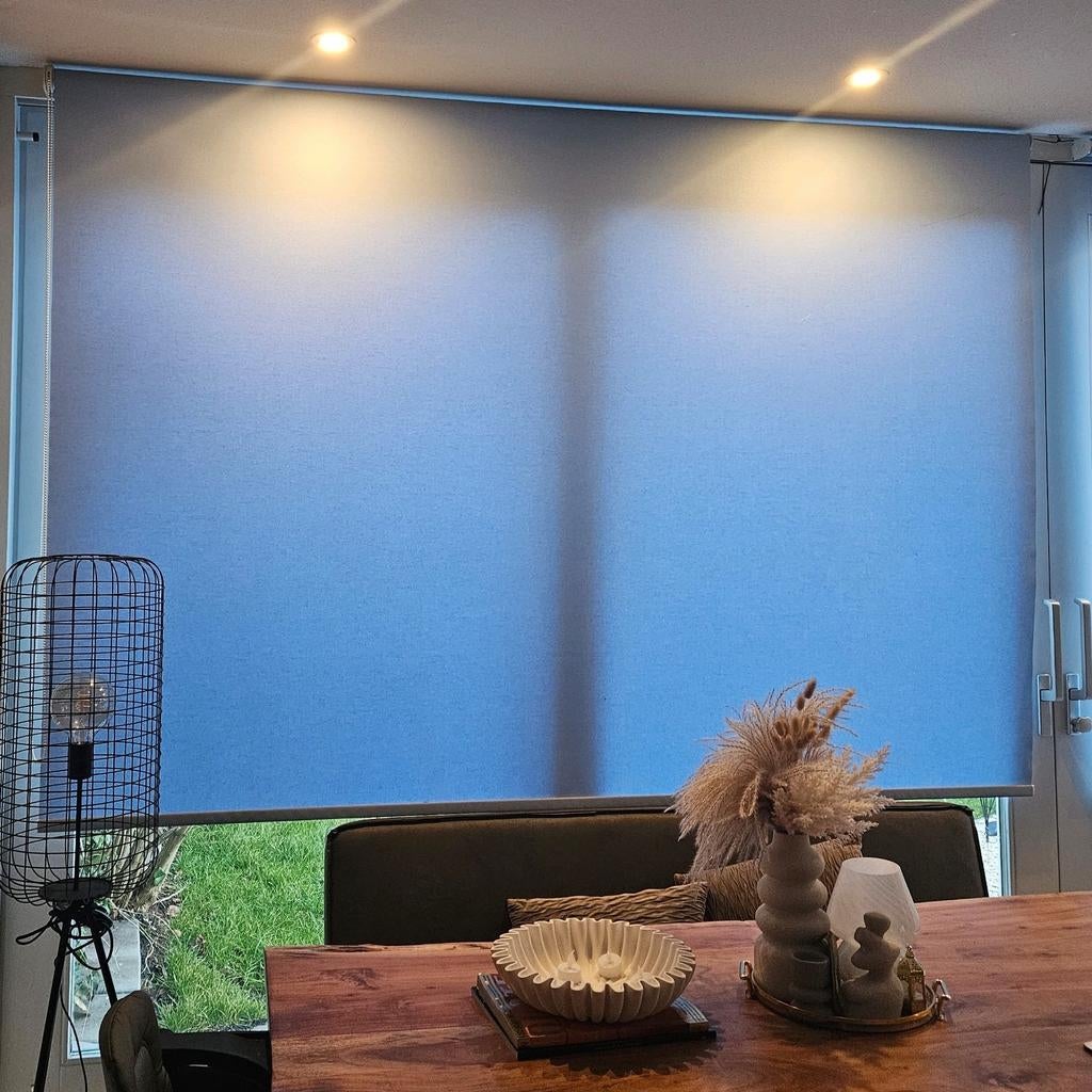 Rolgordijnen, Gebruikt, 200 cm of meer, Blauw, 50 tot 100 cm