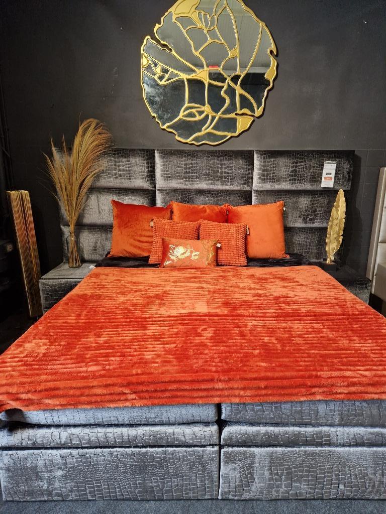 Voorraad Sale | Luxe Velvet en croco boxsprings - Utrecht, Ophalen, Crème, Modern, Croco, Eric Kuster, Velvet, 180 cm