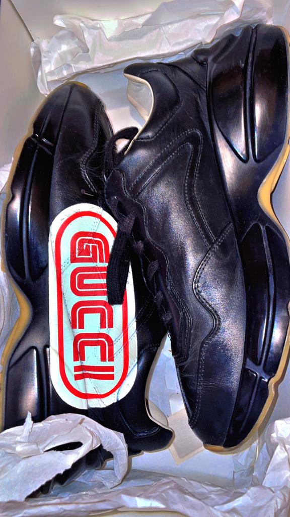 Gucci Rhyton Saga, Zwart, Overige typen, Ophalen of Verzenden, Zo goed als nieuw