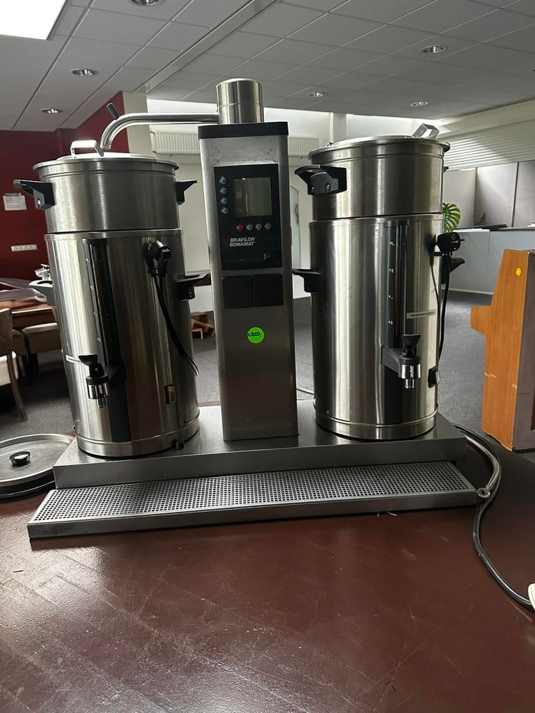 Grote dubbele perculator, 10 kopjes of meer, Ophalen, Zo goed als nieuw, Overige modellen