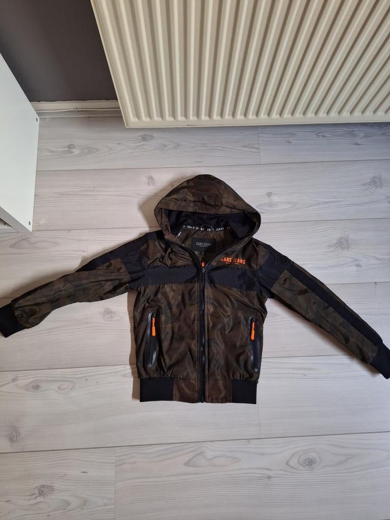 Jongens zomerjas cars maat 128, Kinderen en Baby's, Kinderkleding | Maat 128, Ophalen of Verzenden, Zo goed als nieuw, Jongen