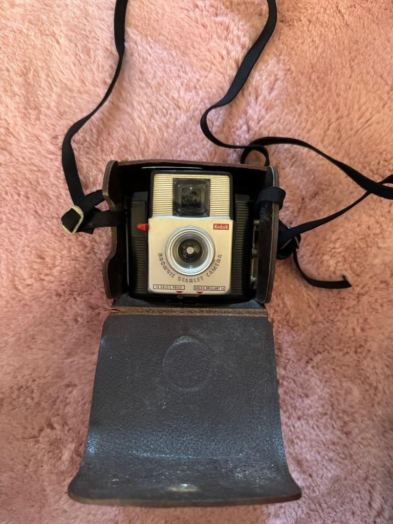 Kodak Brownie Starlet Camera, Ophalen of Verzenden, Gebruikt, Compact, Kodak