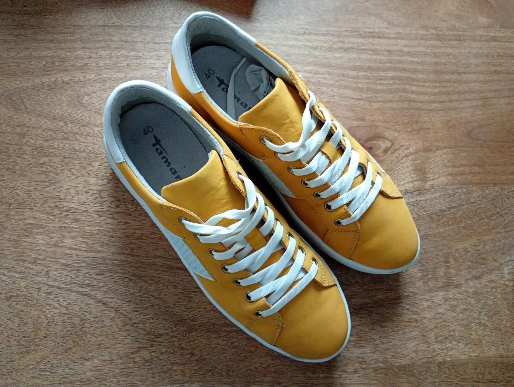 Zgn. Sneakers Tamaris maat 40., Tamaris, Geel, Ophalen of Verzenden, Sneakers of Gympen
