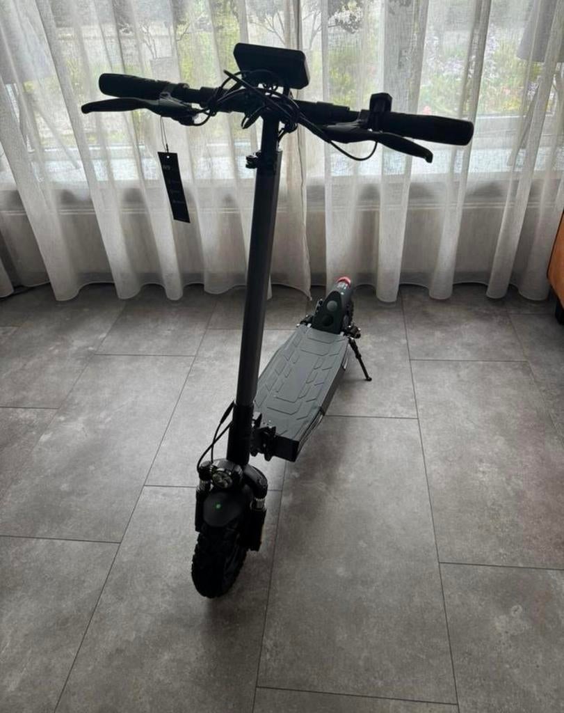 Elektrische step 1000W Nieuw in doos! Uitverkoop! Laatste!, Ophalen, Zo goed als nieuw, Elektrische step (E-scooter)