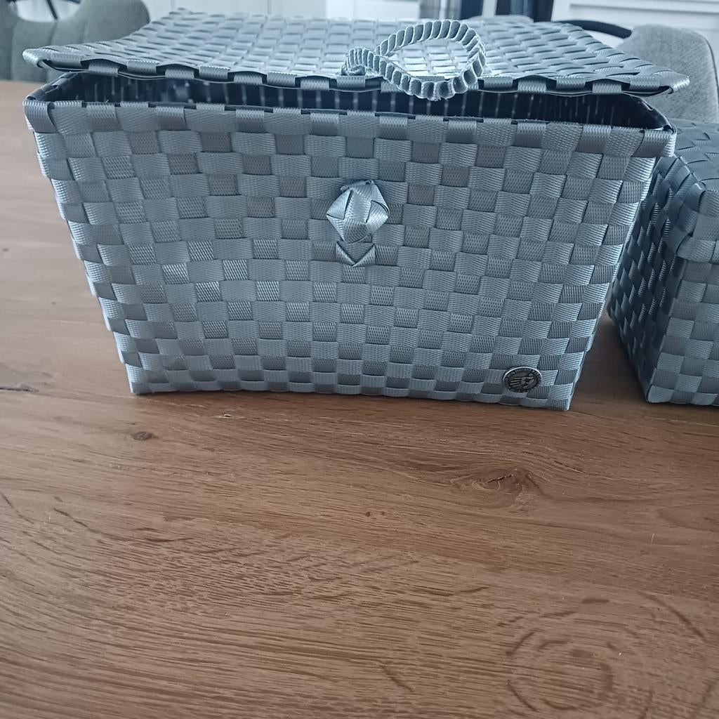 Set van 3 grijze manden met deksel., Kunststof, Mand, Vierkant, Ophalen of Verzenden