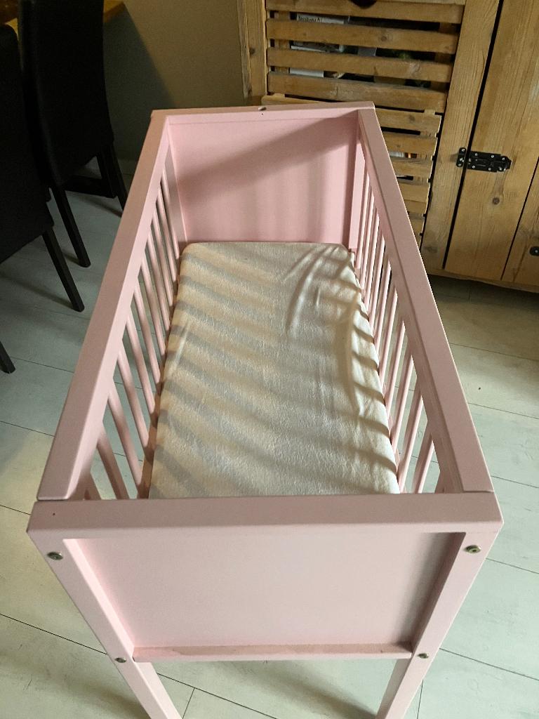 Babybed, Ophalen, Zo goed als nieuw, Minder dan 140 cm, Matras