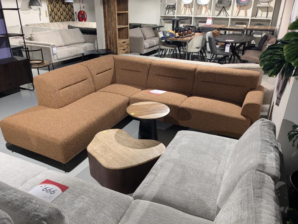 2 SHOWROOM HOEK BANKEN VOOR SPOTPRIJS