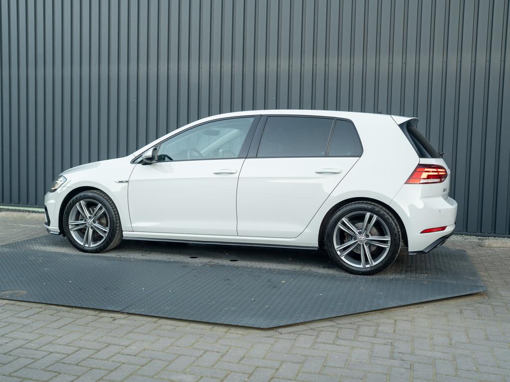 Volkswagen Golf 1.4 TSI Highline Business R | R-Line | LED k, 12 maanden, Adaptive Cruise Control, Gebruikt, Euro 6