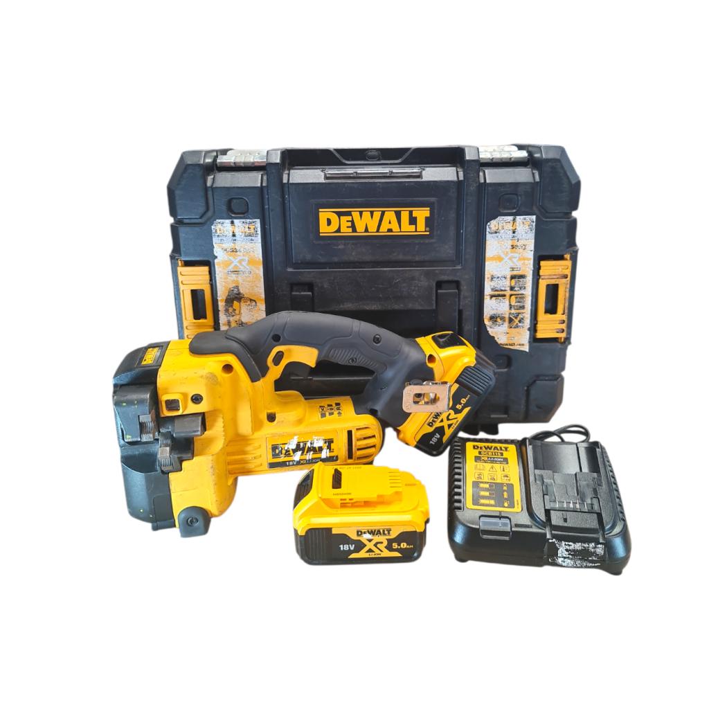 DeWalt DCS350NT Incl.2 Accu's & Lader | Gebruikte Staat, Dewalt, Zo goed als nieuw, Support@dewalt.com, 701 E. Joppa Road
Towson, MD 21286
USA